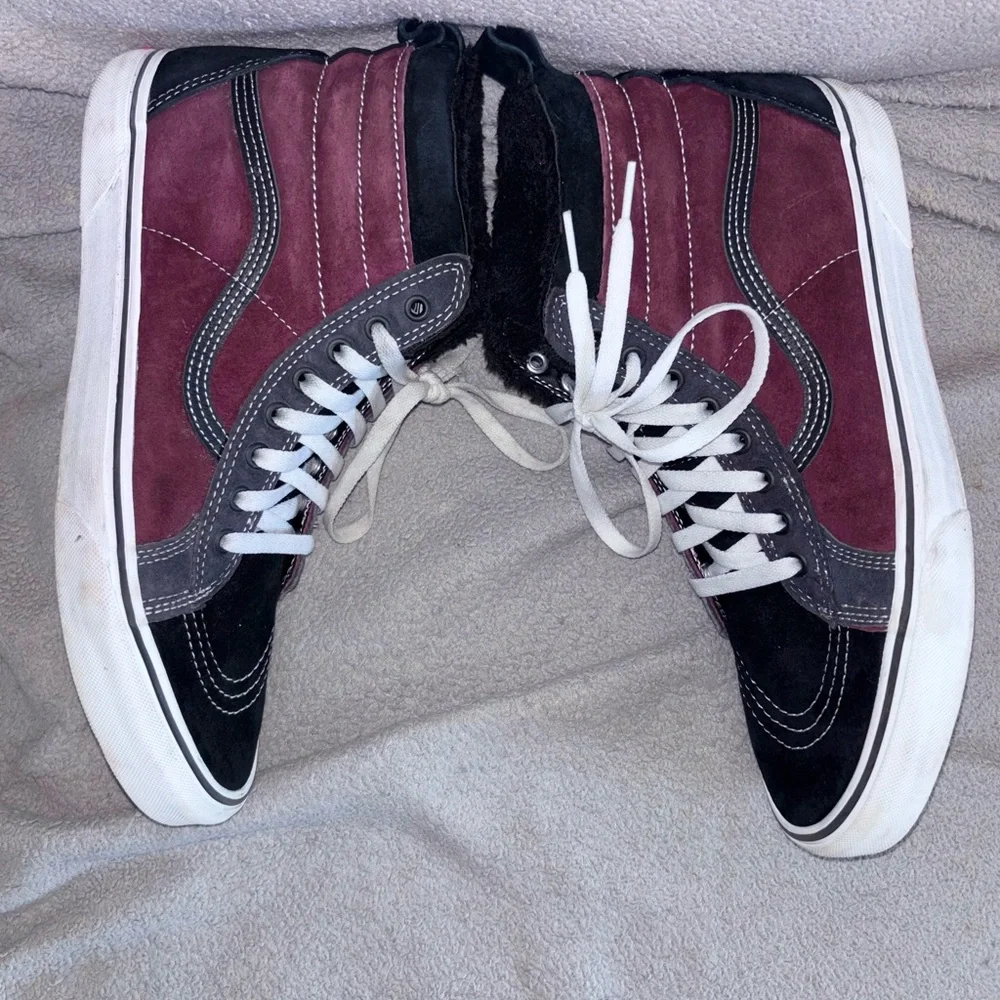 VANS Off The Wall Men’s 11.5 Wine Red Black High Top Eco Dry Heiq DuPont Sneaker